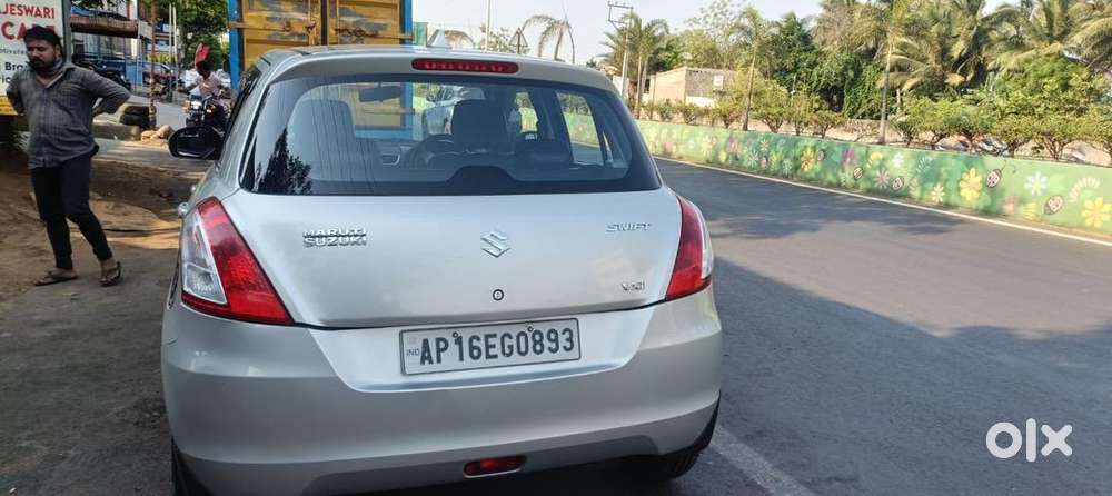 Maruti Suzuki Swift 2017 Petrol Well Maintained