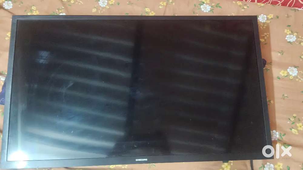 samsung 32 inch 4 series excellent condition