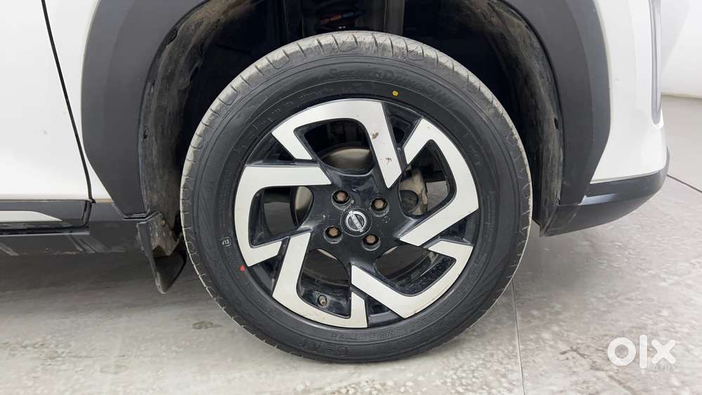 Nissan Magnite 1.0 Xv Premium Turbo (o), 2022, Petrol