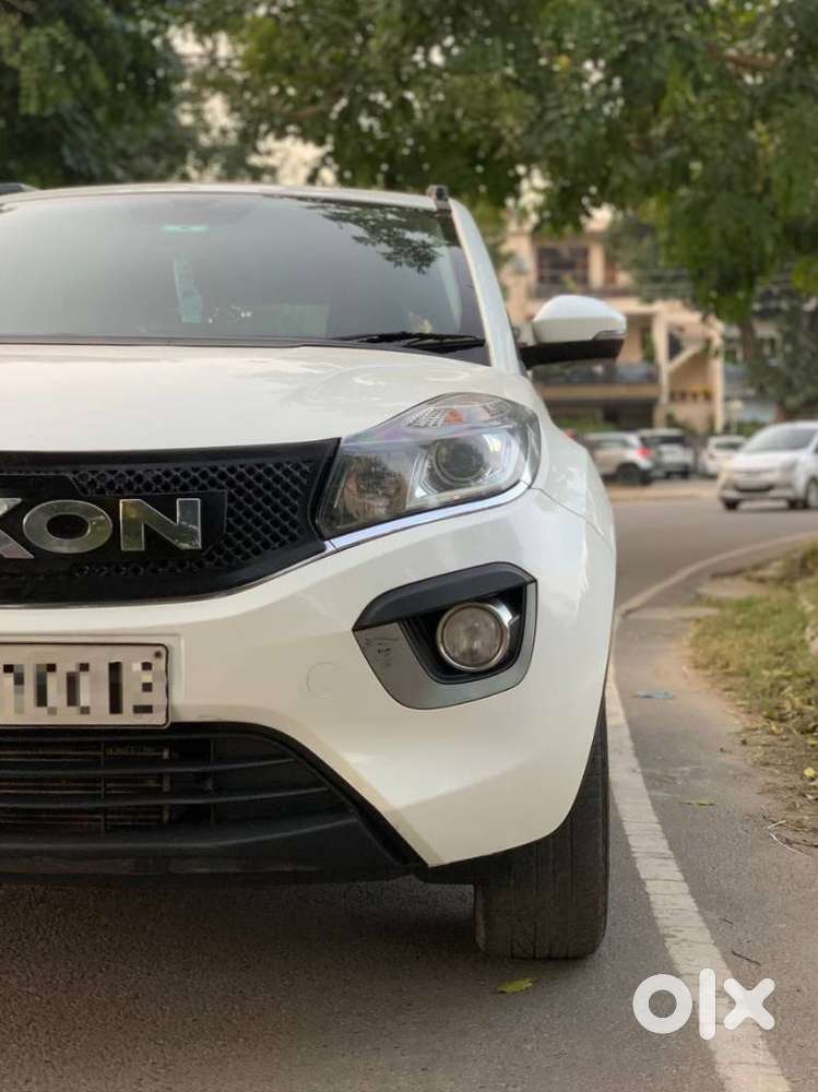 Tata Nexon 1.2 Revotron Xz Plus, 2019, Petrol
