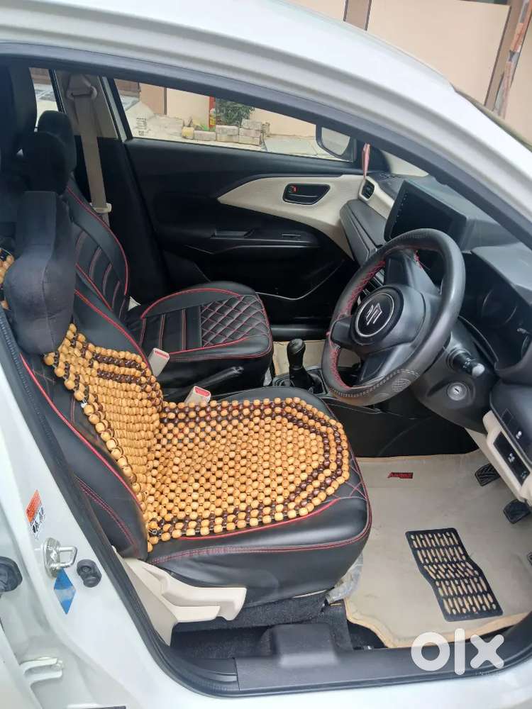 Maruti Suzuki Dzire Tours Cng 2025