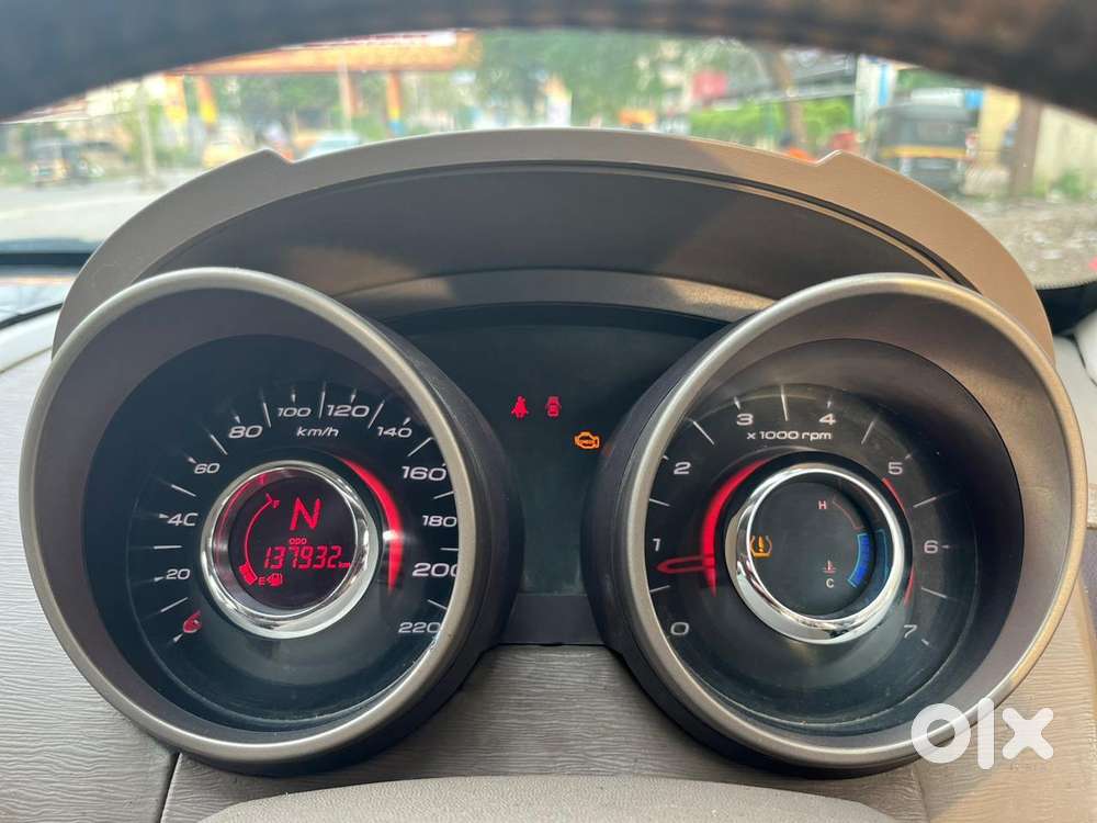 Mahindra Xuv500 2011-2015 W8 2wd, 2015, Diesel