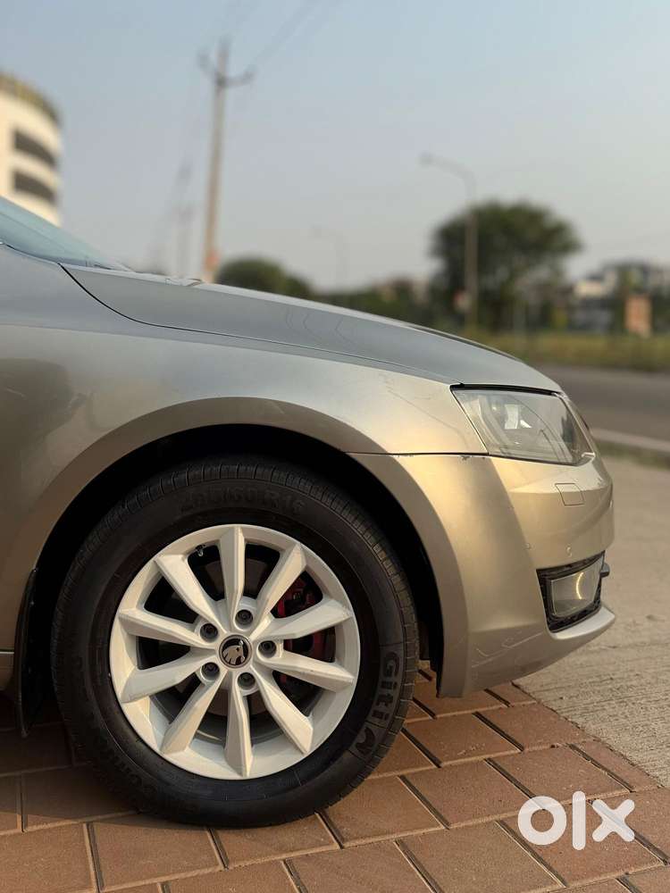 Skoda Octavia 2.0 Tdi At Style Plus, 2017, Diesel