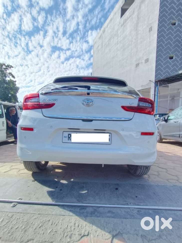 Toyota Glanza 1.2 V, 2023, Petrol