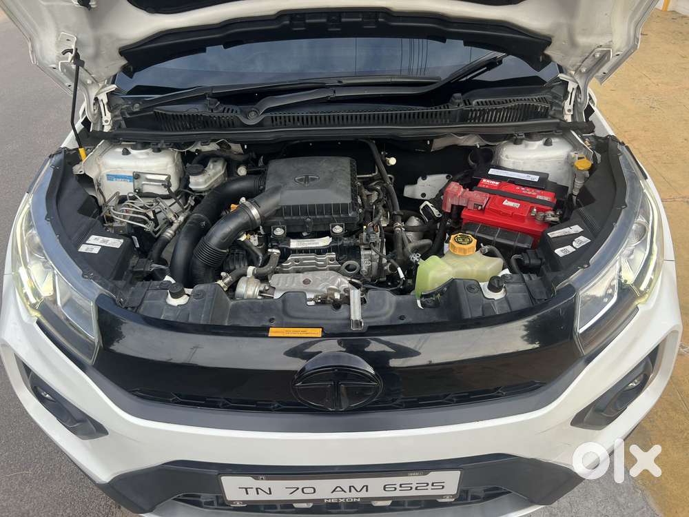 Tata Nexon Xz Plus (hs), 2023, Petrol