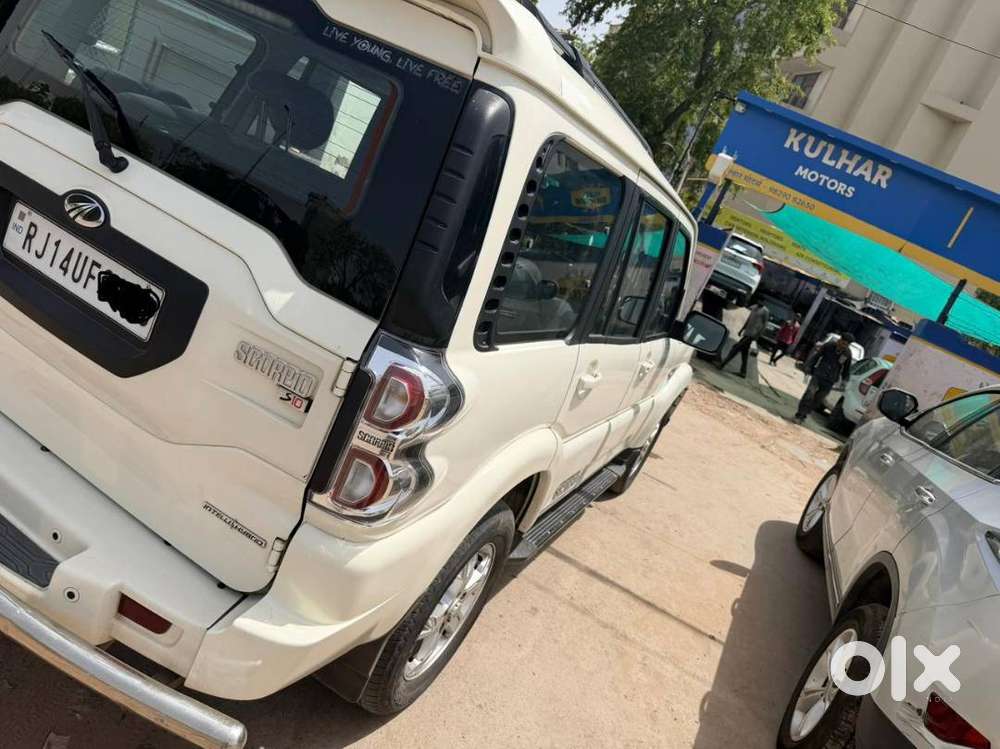 Scorpio S10 2017