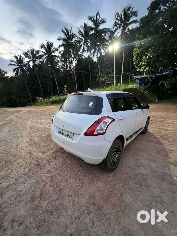 Maruti Suzuki Swift Lxi 2017 Year Car