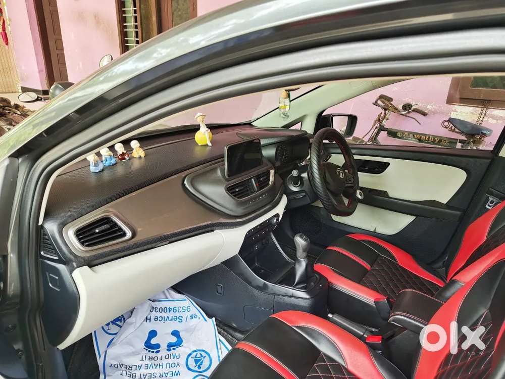 Tata Altroz 2023 Petrol 15500 Km Driven
