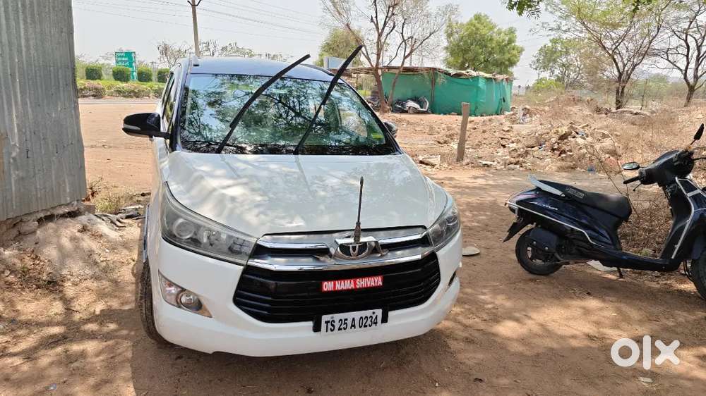 Toyota Innova Crysta 2017 Diesel 2nd Owner