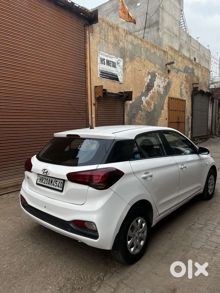 Hyundai I20 Petrol Cvt Magna Executive, 2018, Cng & Hybrids
