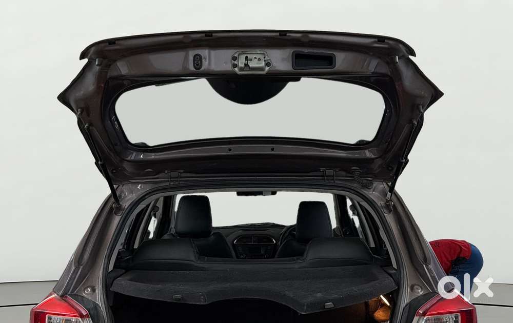 Tata Tiago 1.2 Revotron Xza, 2017, Petrol