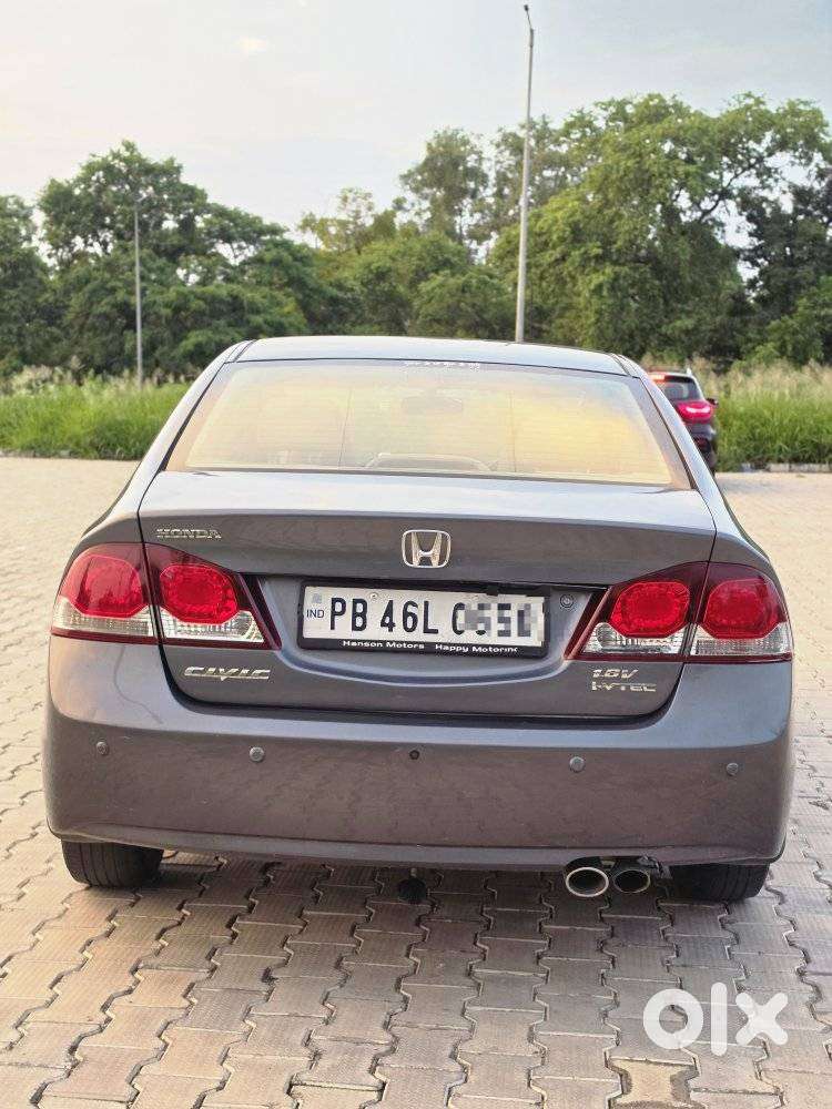 Honda Civic 1.8 V Mt, 2011, Petrol