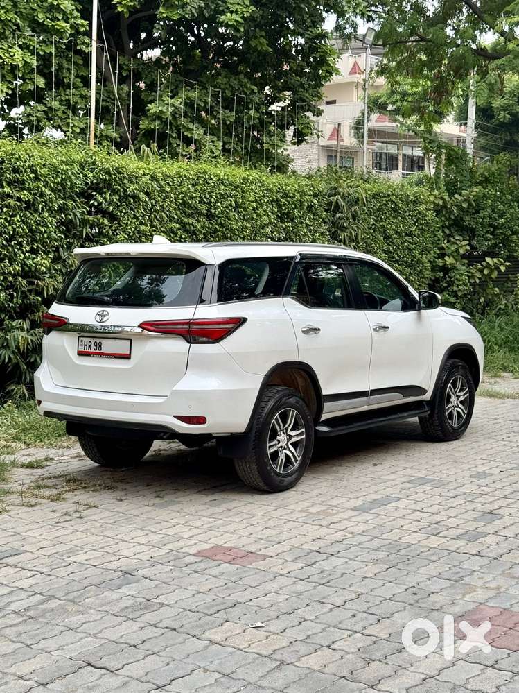 Toyota Fortuner 2.7 2wd At, 2024, Petrol