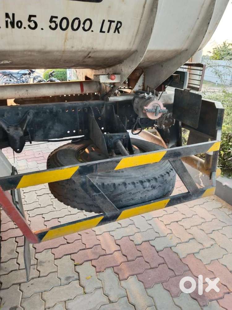 3123 Bharat Benz Bottom Loading Tanker 2018 Model 12 Tyar New Conditio