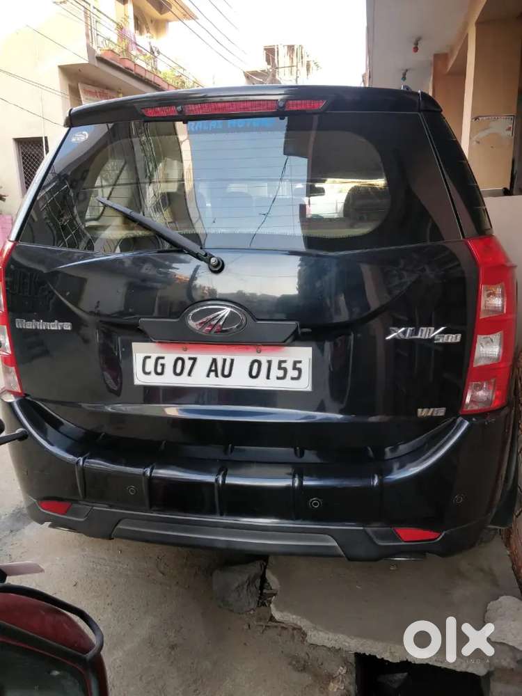 Mahindra Xuv500 November 2014 Diesel 77000 Km Driven