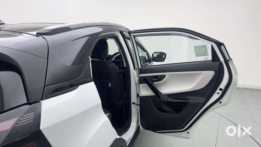 Tata Nexon Creative Plus 1.2 Revotron Petrol 7dca Dt, 2025, Petrol