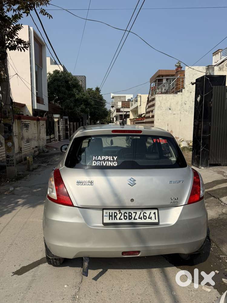 Maruti Suzuki Swift Vxi Optional, 2013, Petrol