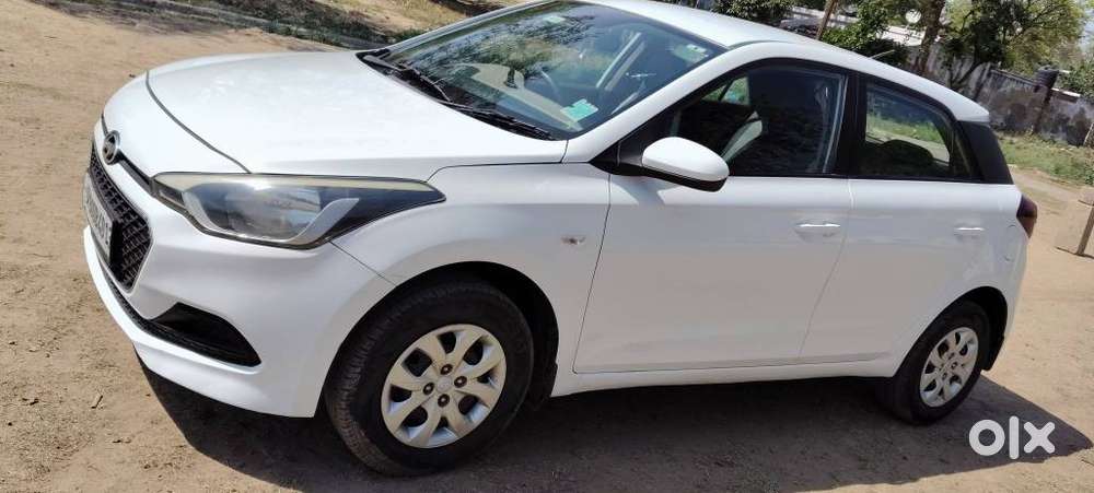 Hyundai I20 Magna 1.2 Vtvt, 2014, Petrol