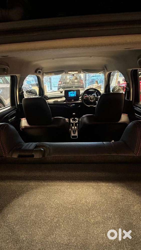 Maruti Suzuki Swift Vxi + Manual, 2026, Petrol