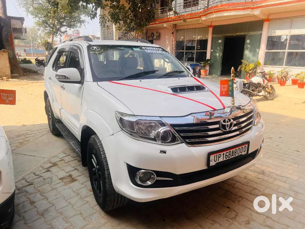 Toyota Fortuner 2015