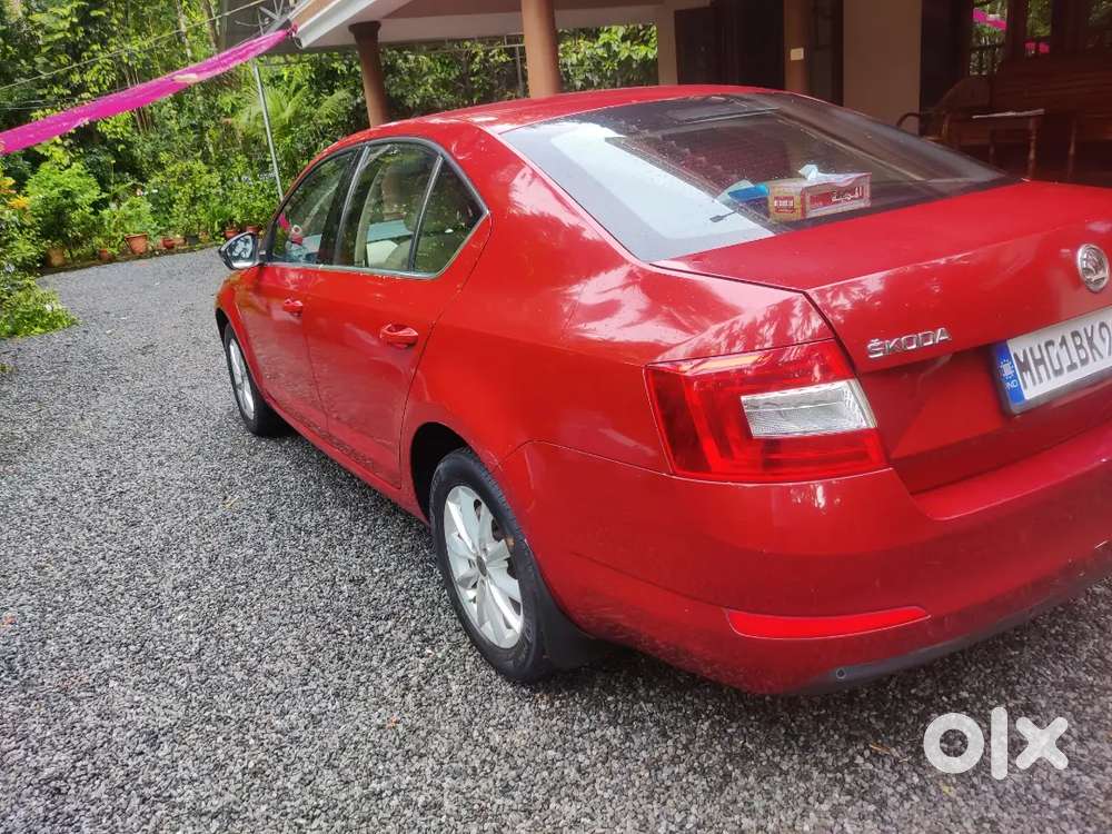 Rare Ckd Model Skoda Octavia 1.4 Tsi Manual Transmission.
