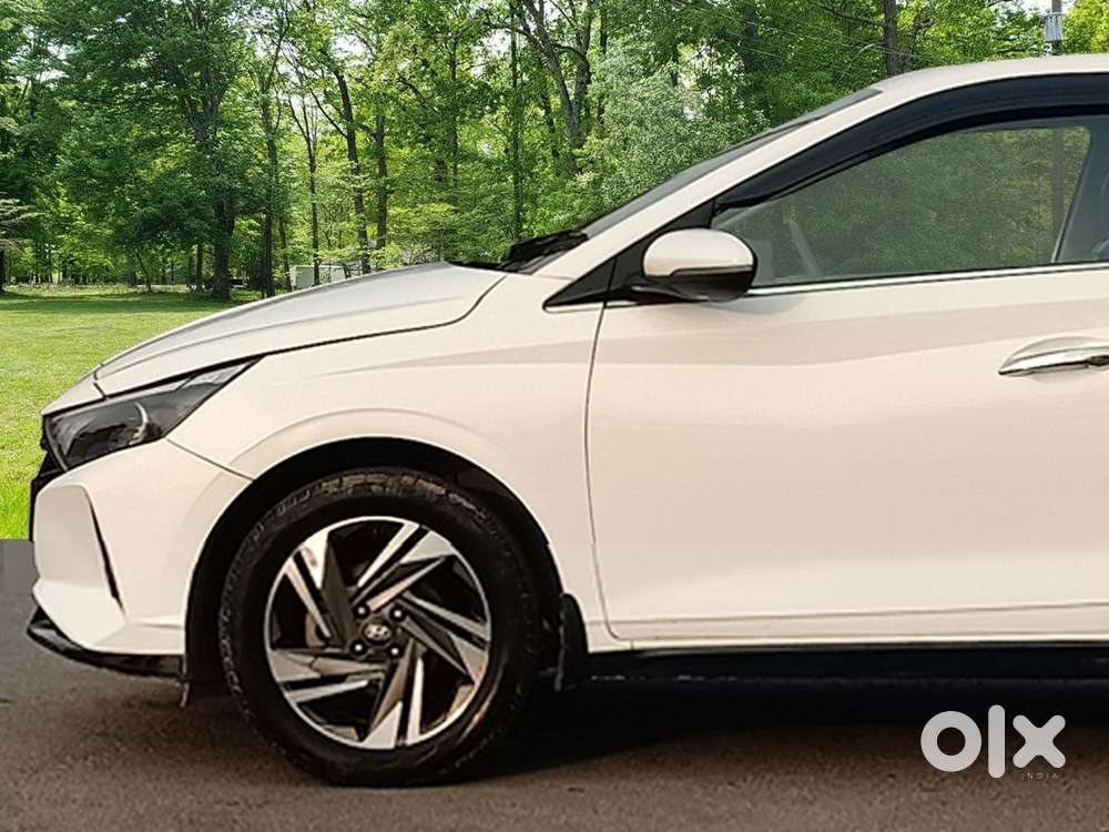 Hyundai I20 Asta 1.4 Automatic (o) With Sunroof, 2023, Petrol