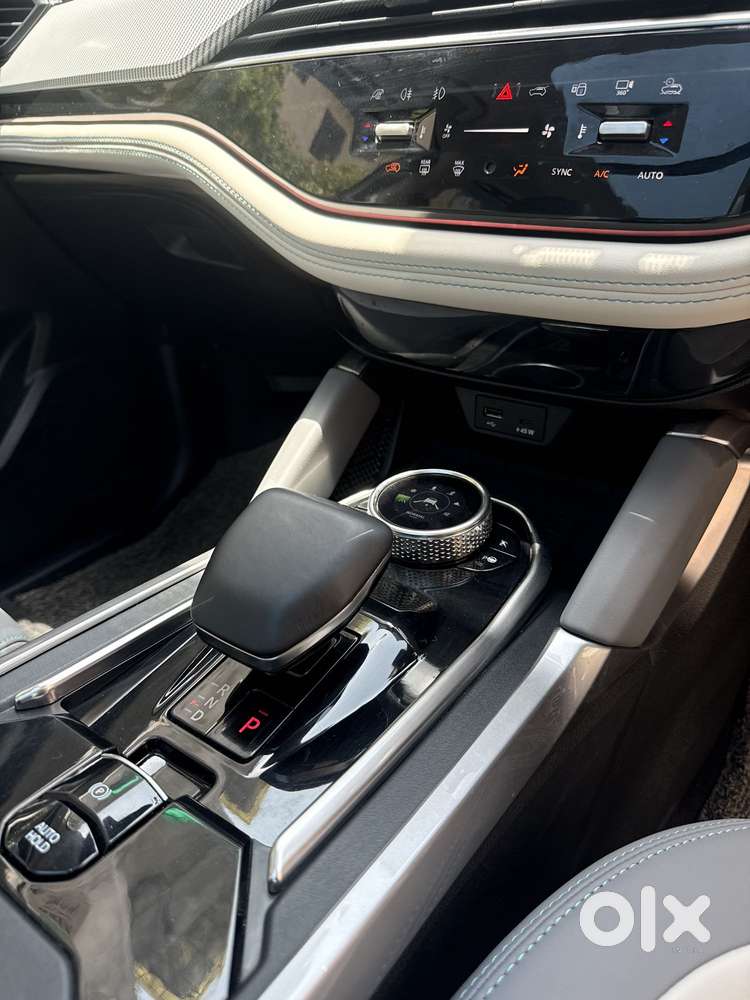 Tata Harrier Ev Xz Lux, 2025, Electric