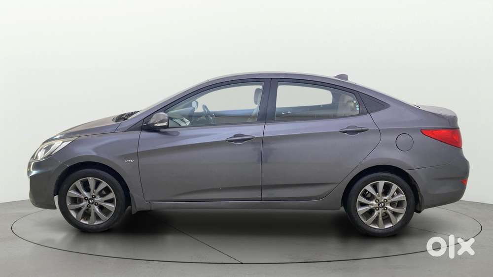 Hyundai Verna Fluidic 1.6 Vtvt Sx Automatic, 2014, Petrol