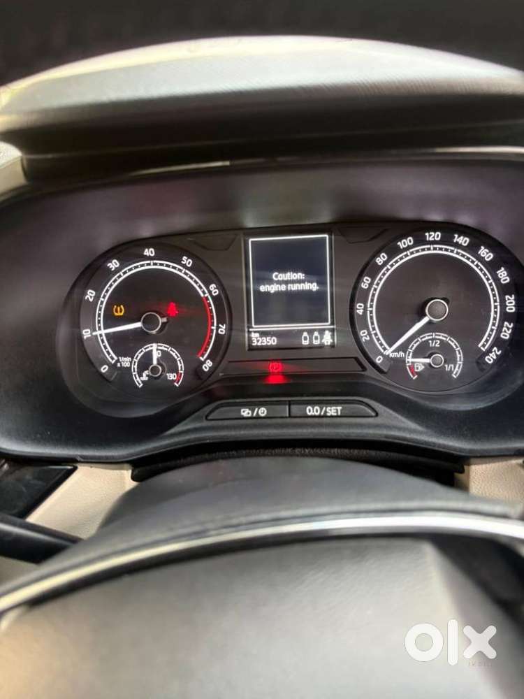 Skoda Slavia 1.0 Ambition Tsi At, 2024, Petrol