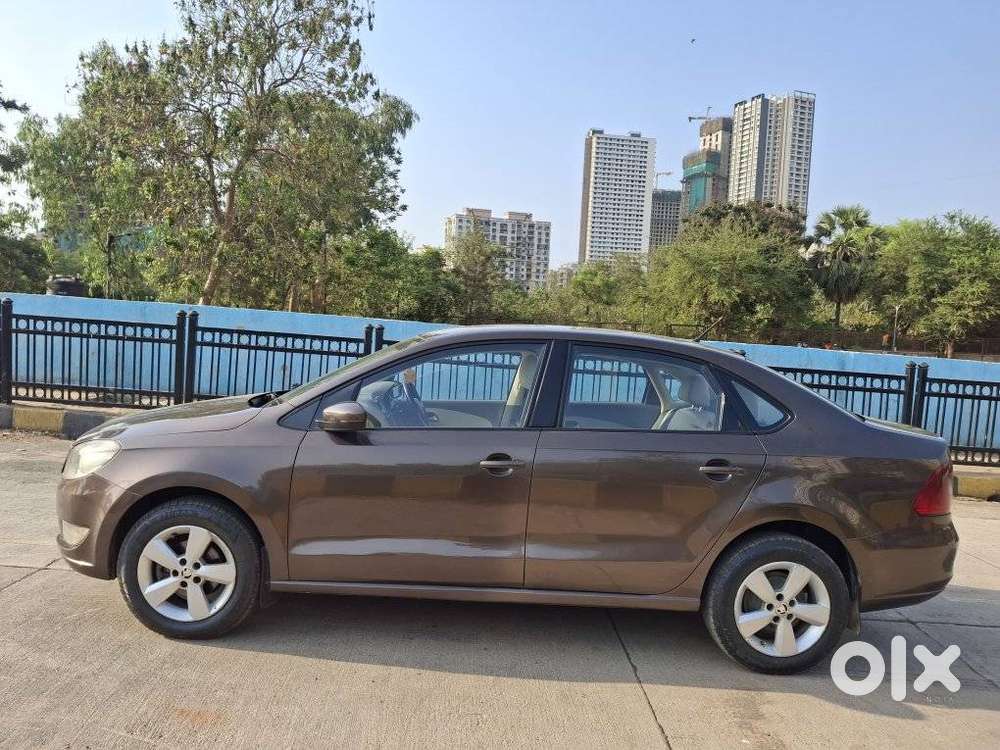 Skoda Rapid [2016-2020] 1.5 Style Plus Tdi At, 2016, Diesel