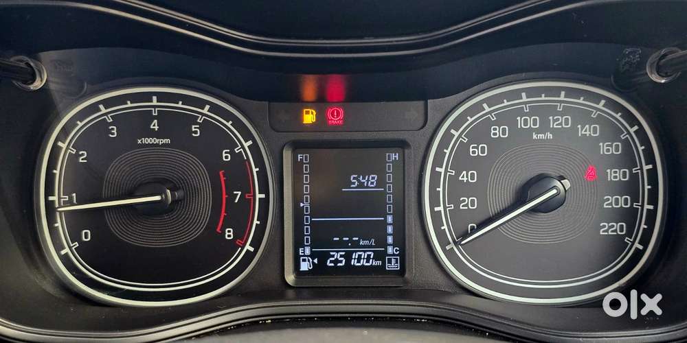 Maruti Suzuki Brezza, 2020, Petrol