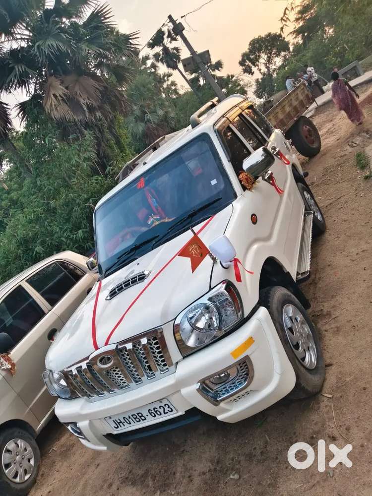 Mahindra Scorpio 2013