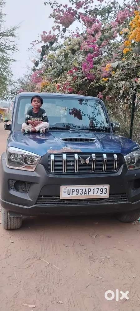 Mahindra Scorpio 2015