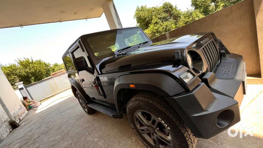 Mahindra Thar Petrol 2022