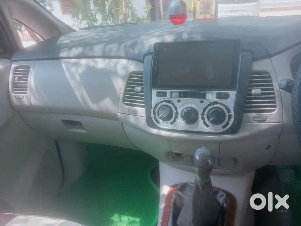 Toyota Innova 2013 Diesel Well Maintained