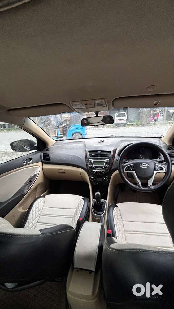 Hyundai Verna 2011 Petrol Manual