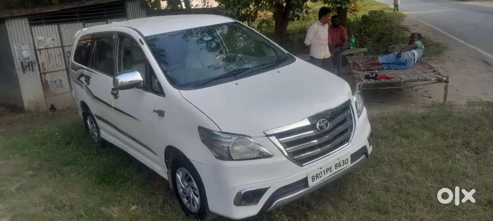 Toyota Innova Diesel 2014