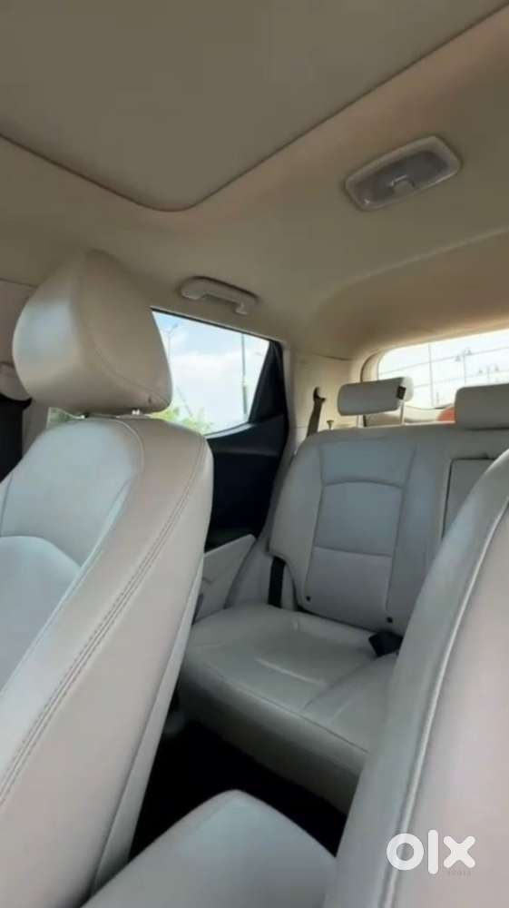 Mahindra Xuv300 Petrol 2022
