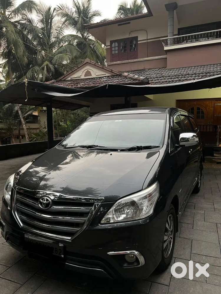 Toyota Innova 2015 Diesel Well Maintained