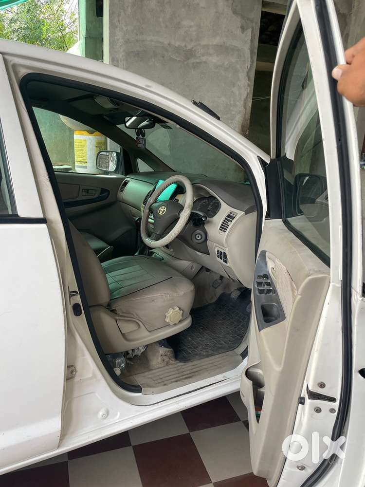 Toyota Innova Diesel 2010