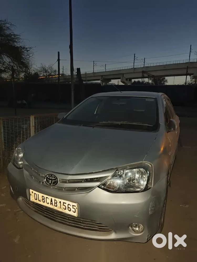 Toyota Etios Liva 2012