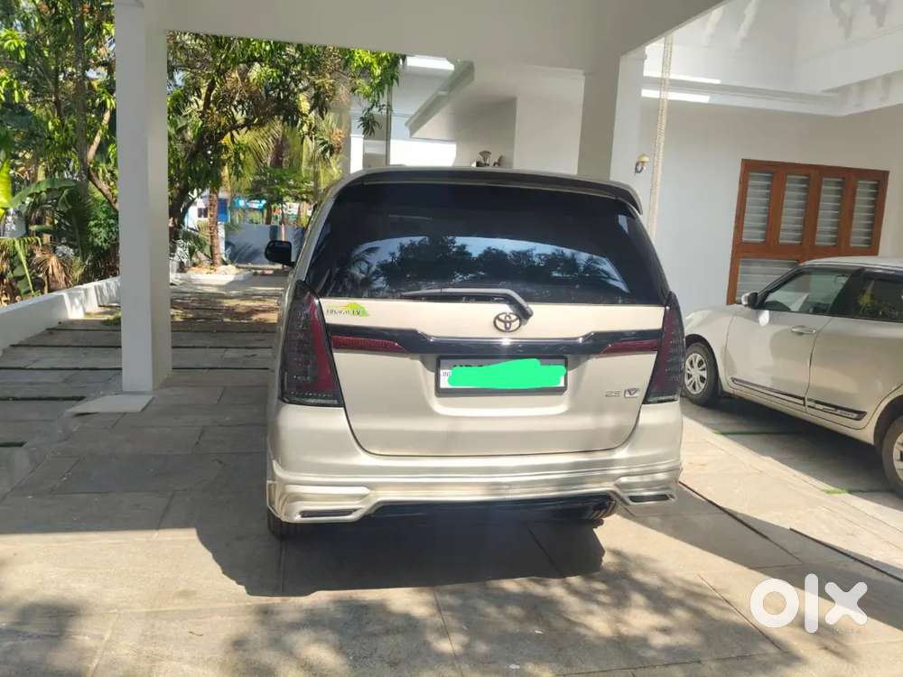 Toyota Innova Diesel 2015
