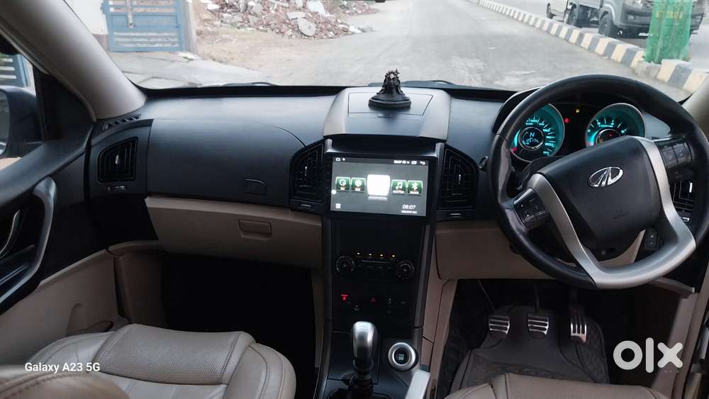 Mahindra Xuv500 2.2 W10 Sportz Edition Mt, 2017, Diesel