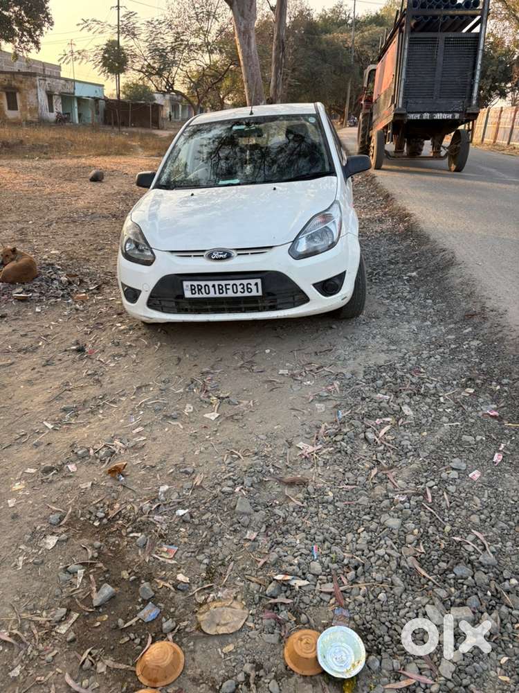 Ford Figo Petrol 2011
