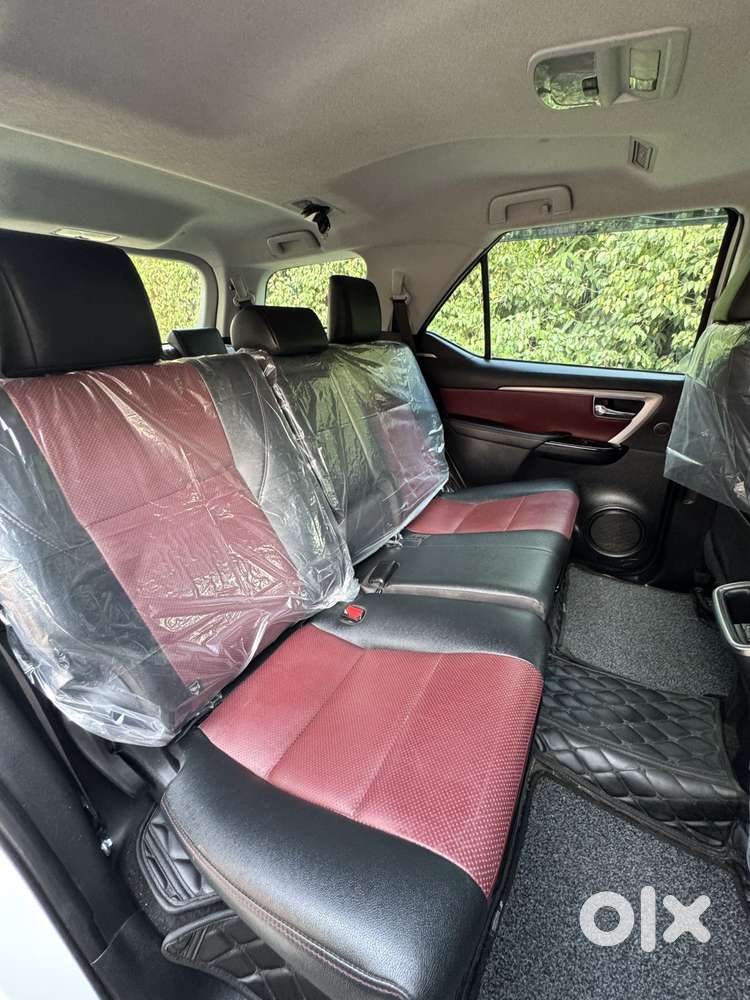 Toyota Fortuner Legender 4x2 At 2.8, 2024, Diesel