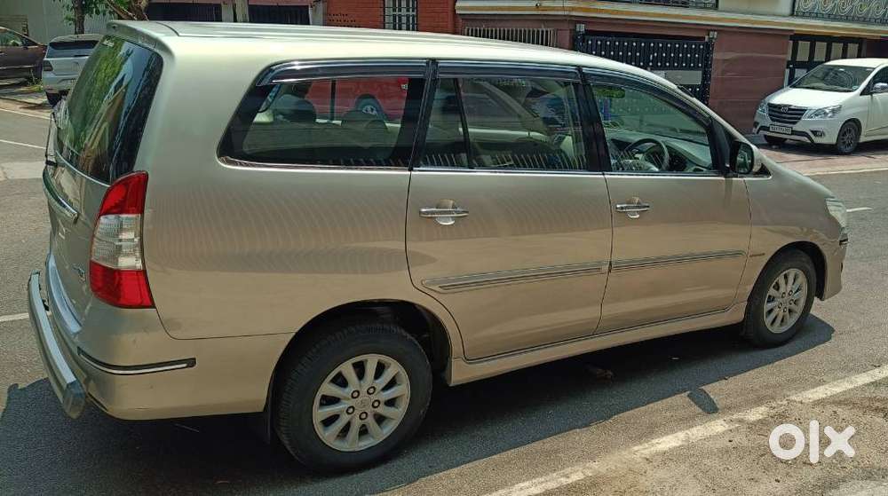 Toyota Innova 2012-2013 2.5 Vx (diesel) 8 Seater, 2012, Diesel