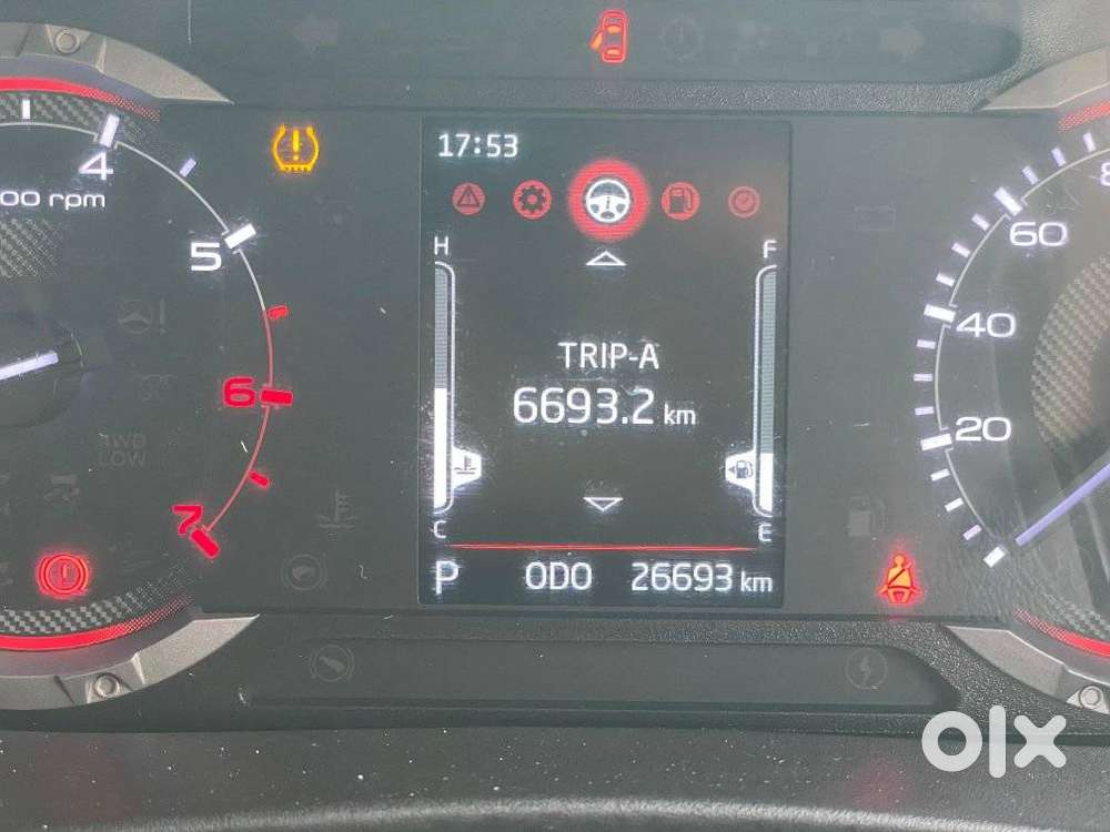 Mahindra Thar Lx Convertible Top Petrol At 4wd, 2021, Petrol