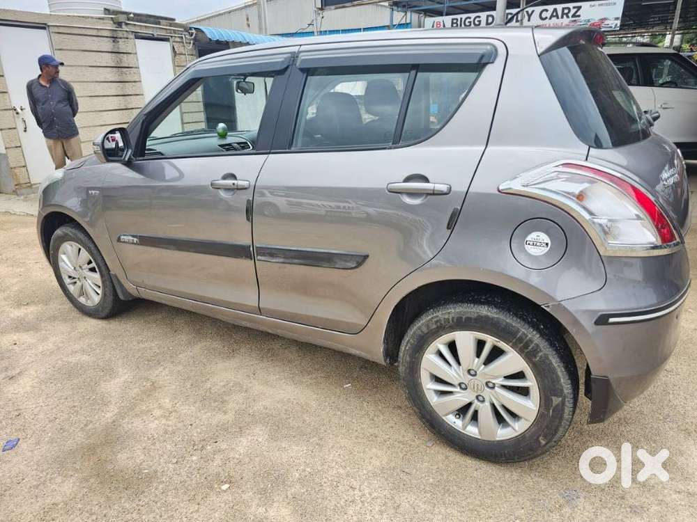 Maruti Suzuki Swift Vvt Zxi Plus, 2017, Petrol