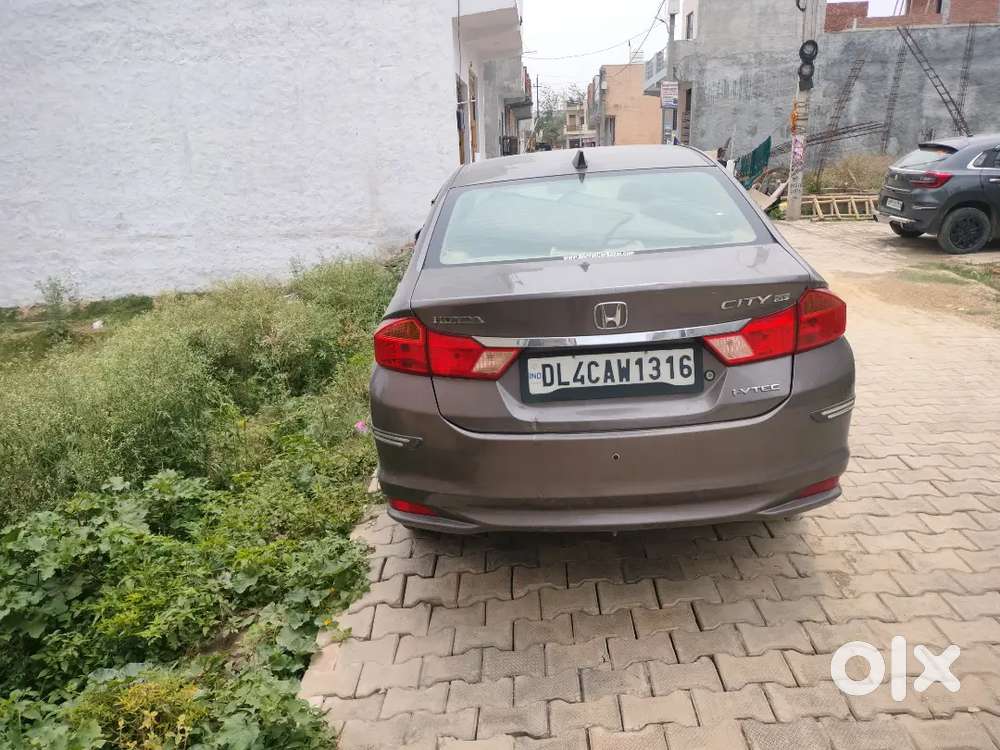 Parfect Car Koi Kharcha Nahi He Led New Tayers Bucket Seats All Ok Car