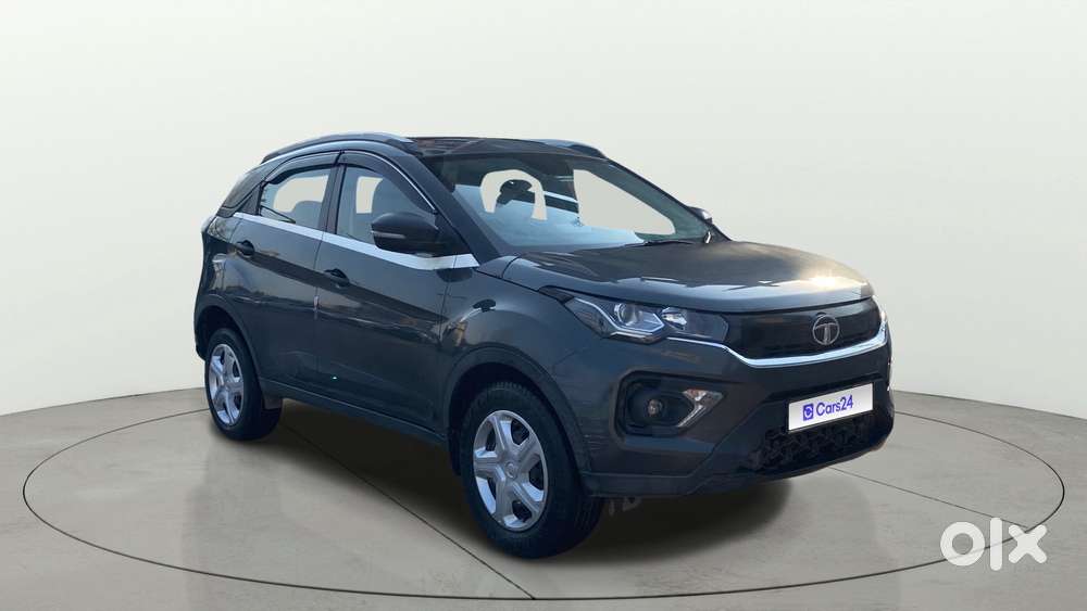 Tata Nexon 1.5 Revotorq Xma Amt (s), 2022, Petrol